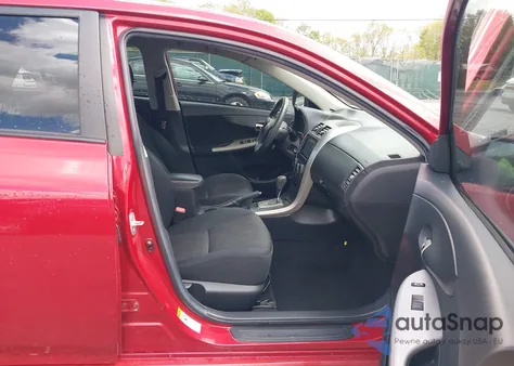 2011 Toyota Corolla S из США, поврежденный, VIN 2T1BU4EE4BC590253